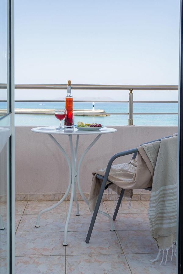 Sole Mare Seaside Apartments Gúvesz Kültér fotó